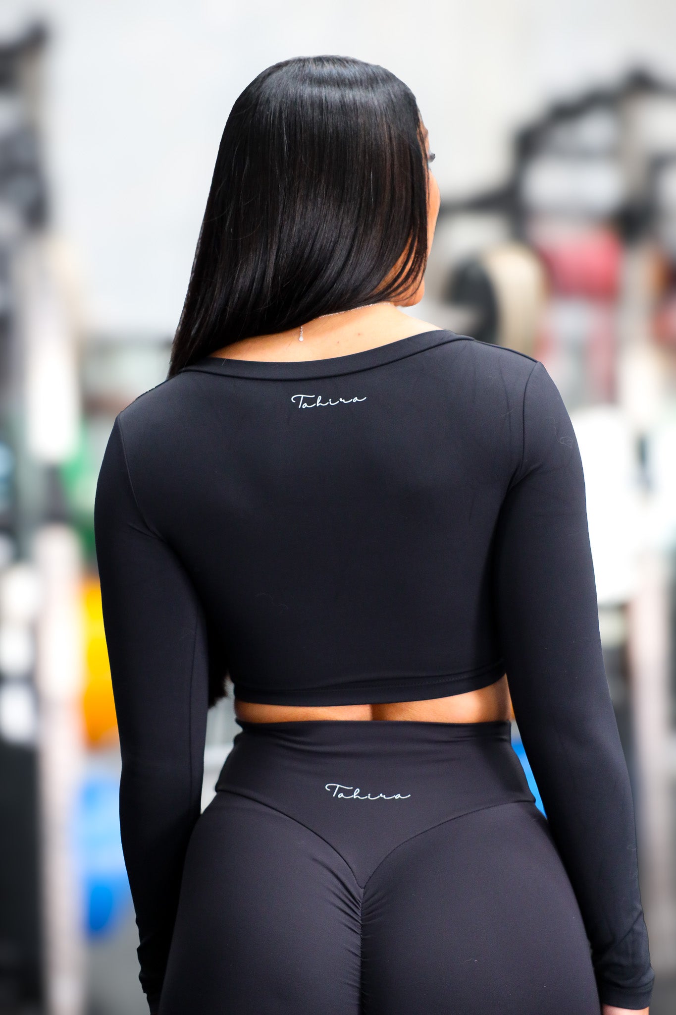Long Sleeve Cross Over Crop Black